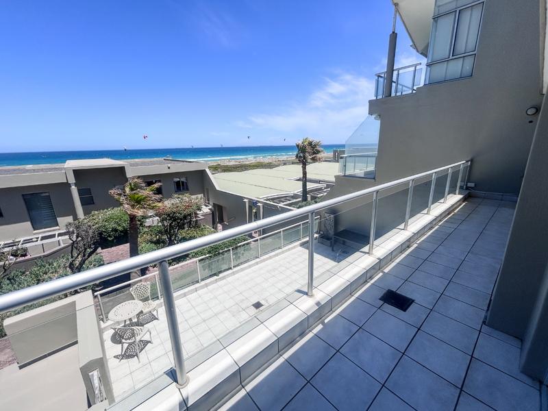 5 Bedroom Property for Sale in Dolphin Beach Western Cape